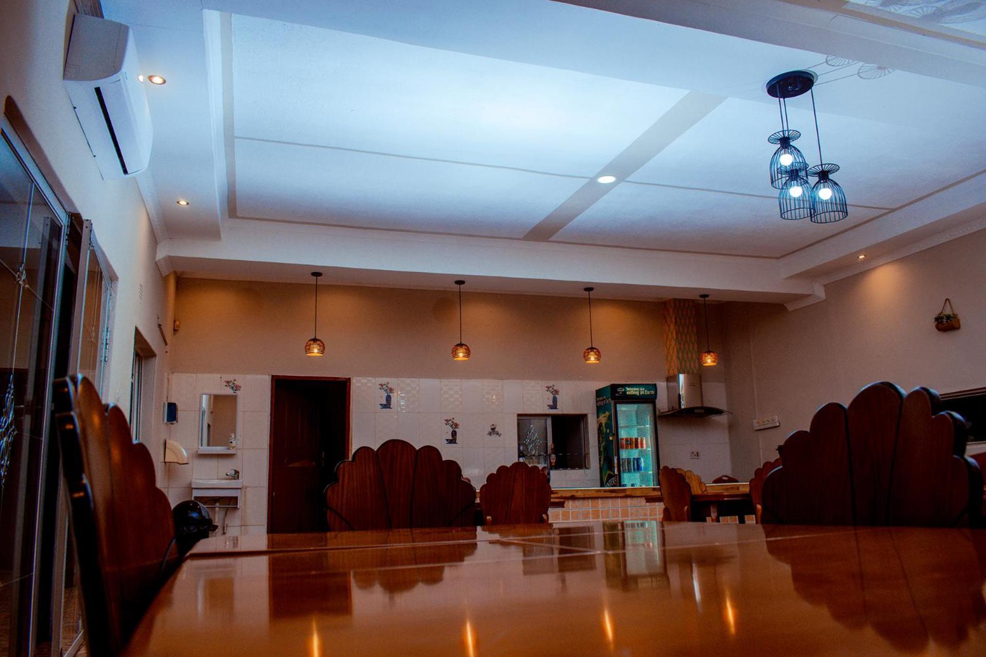 Dolar Lodges & Tours Maun Exteriör bild
